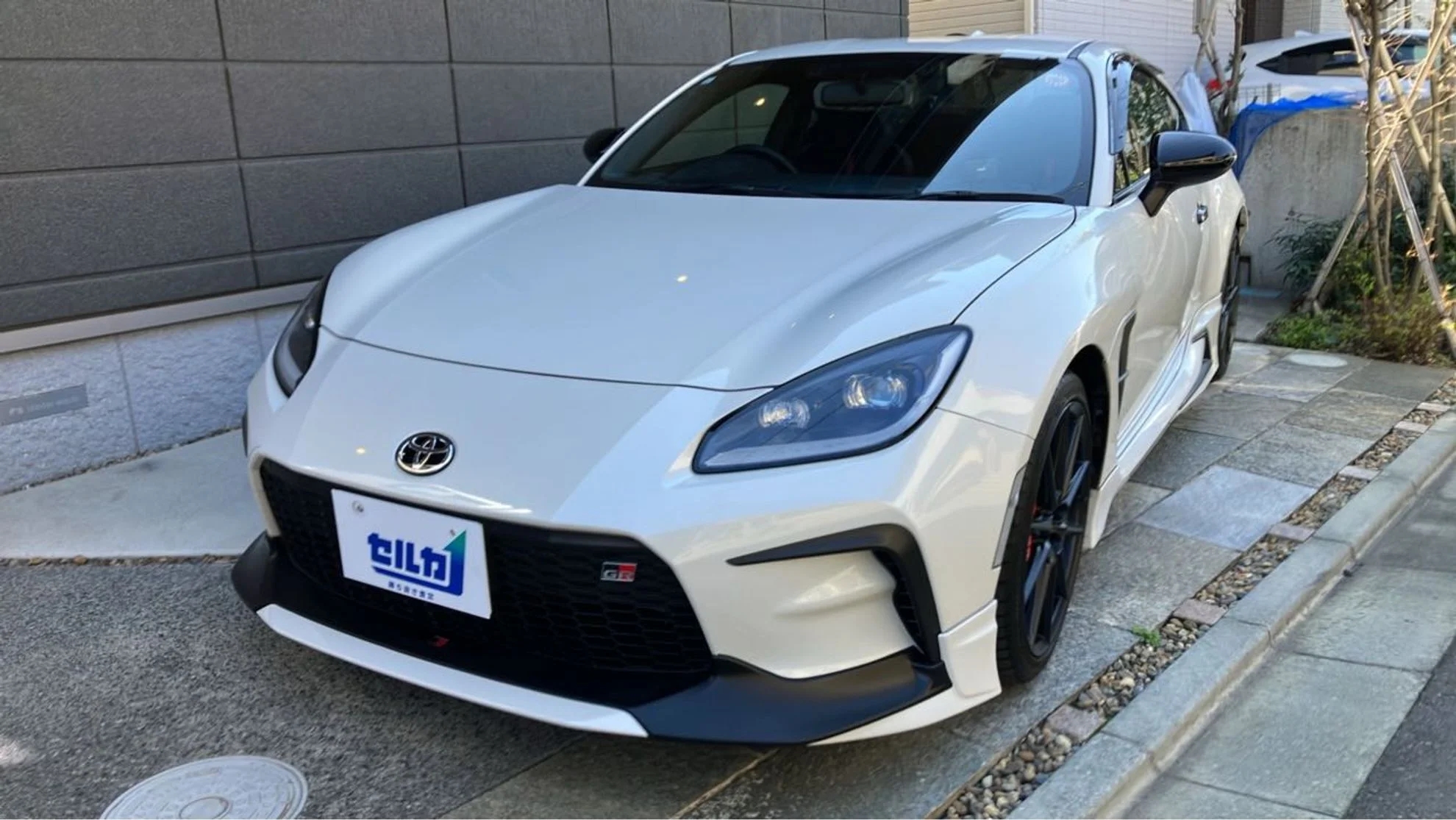 トヨタ GR86 RZ