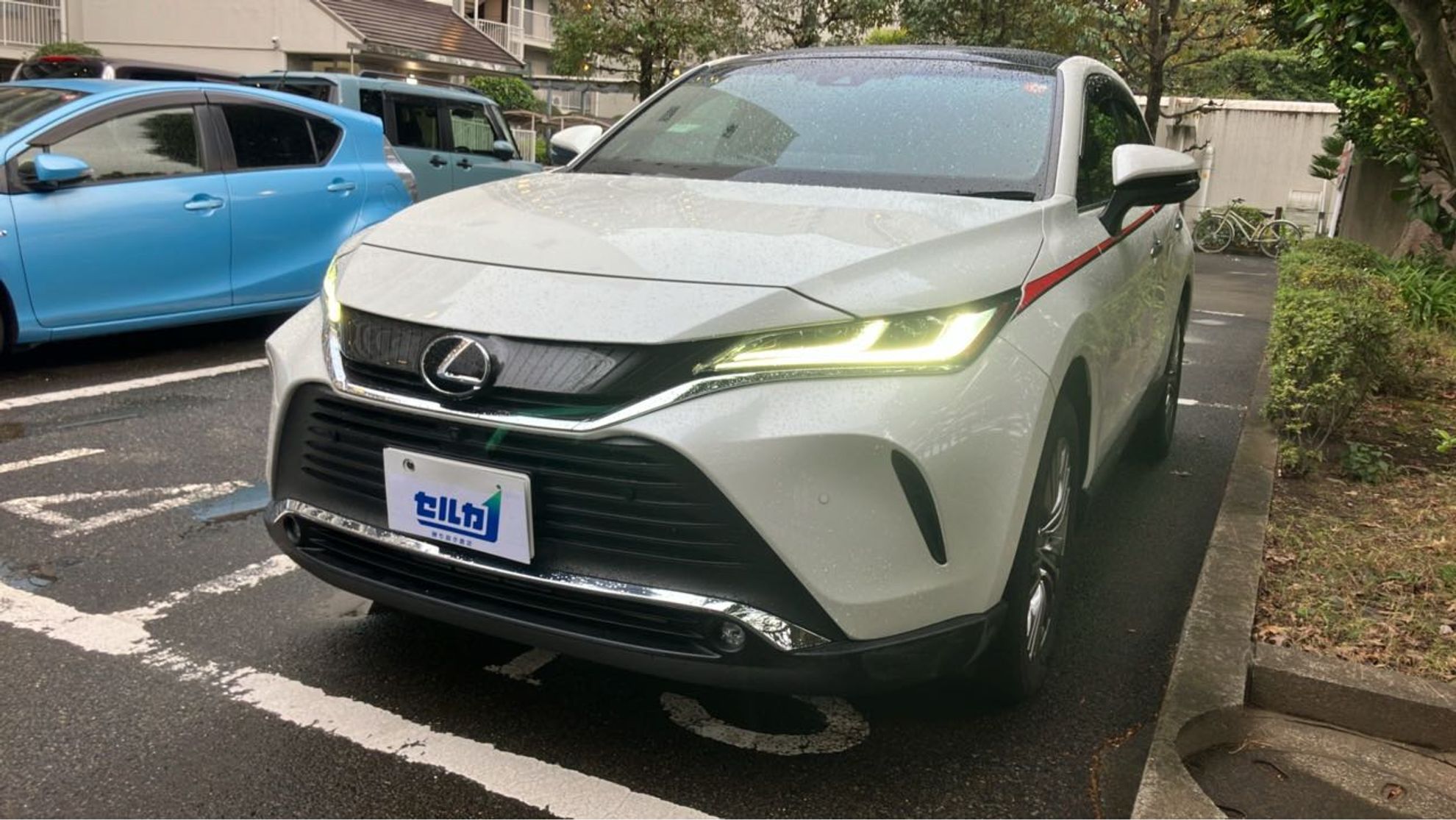 ハリアーハイブリッド